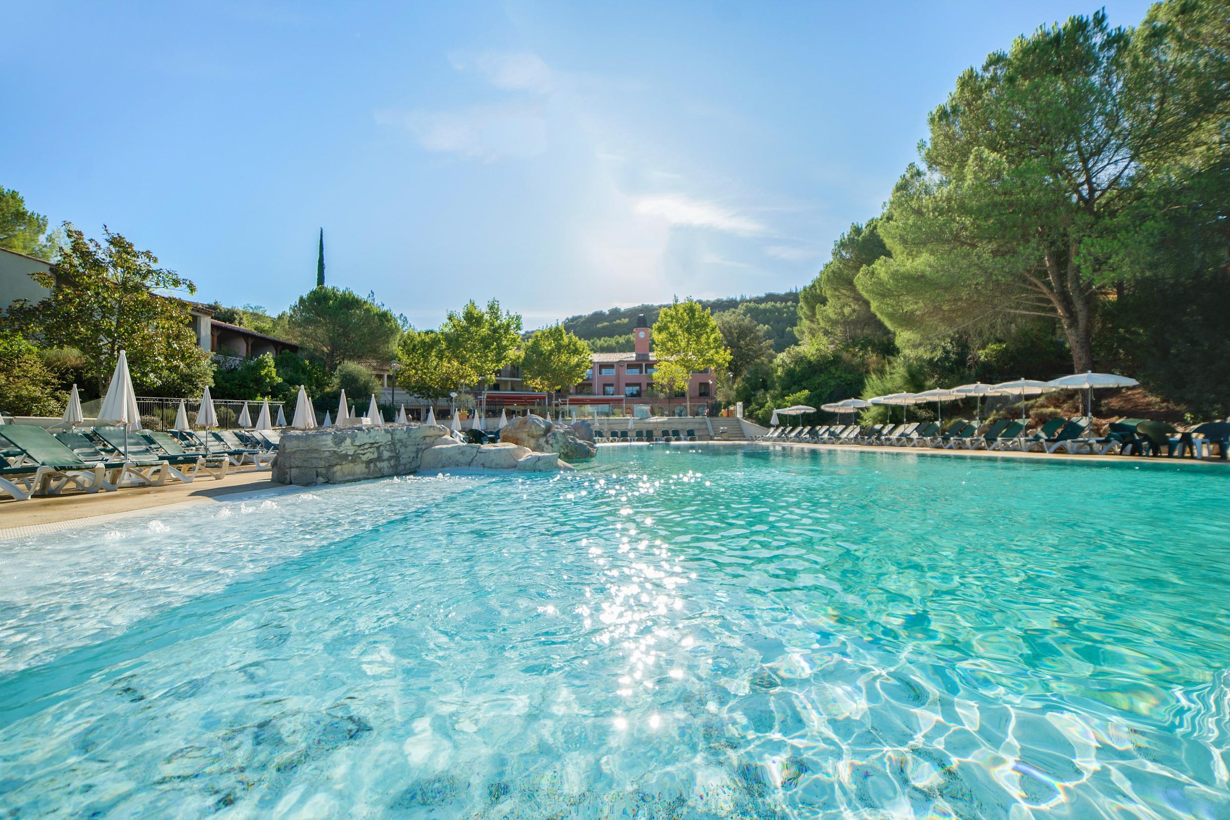 Sowell Hotels Ardeche 格罗斯皮埃雷斯 外观 照片