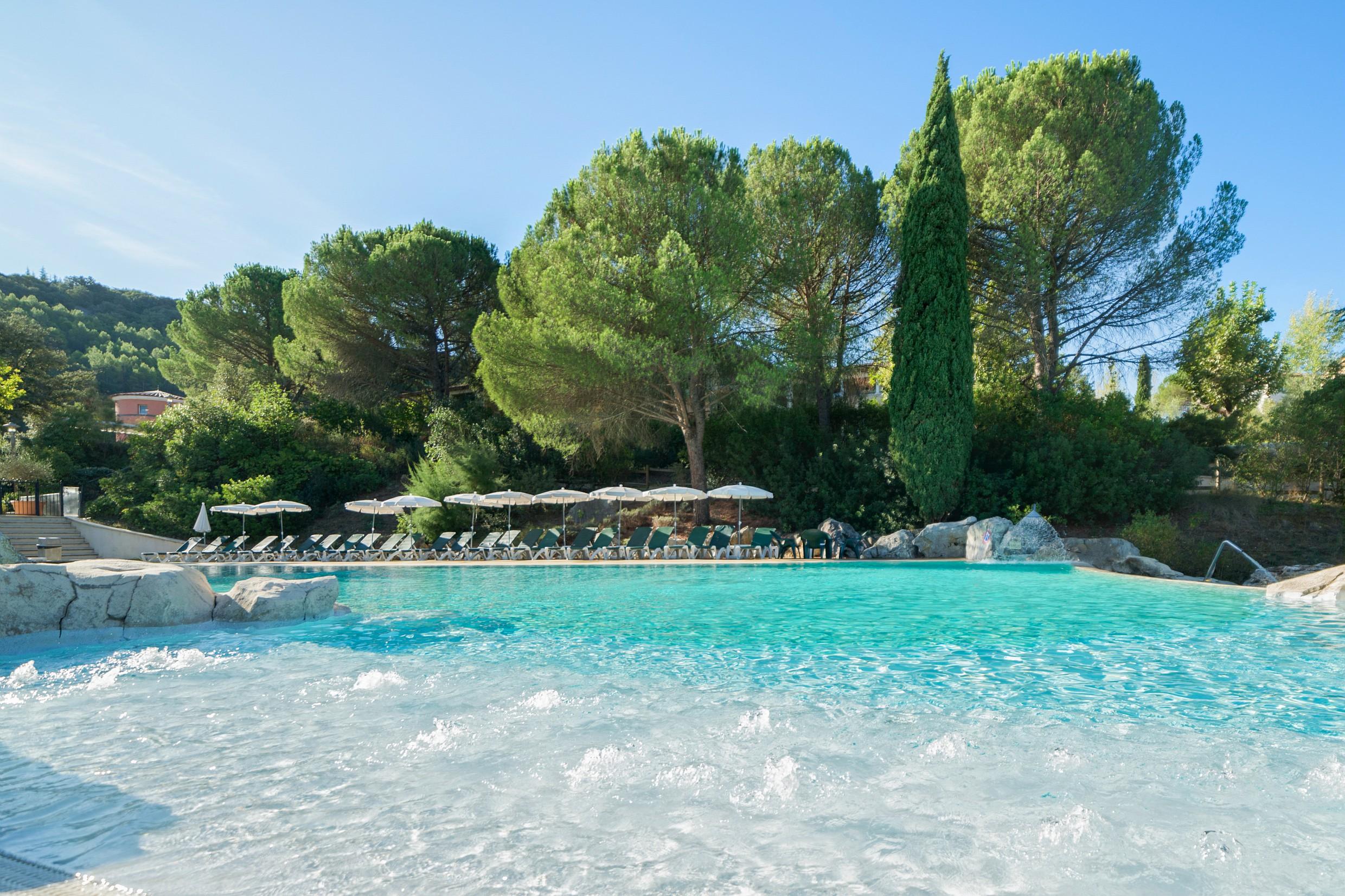 Sowell Hotels Ardeche 格罗斯皮埃雷斯 外观 照片