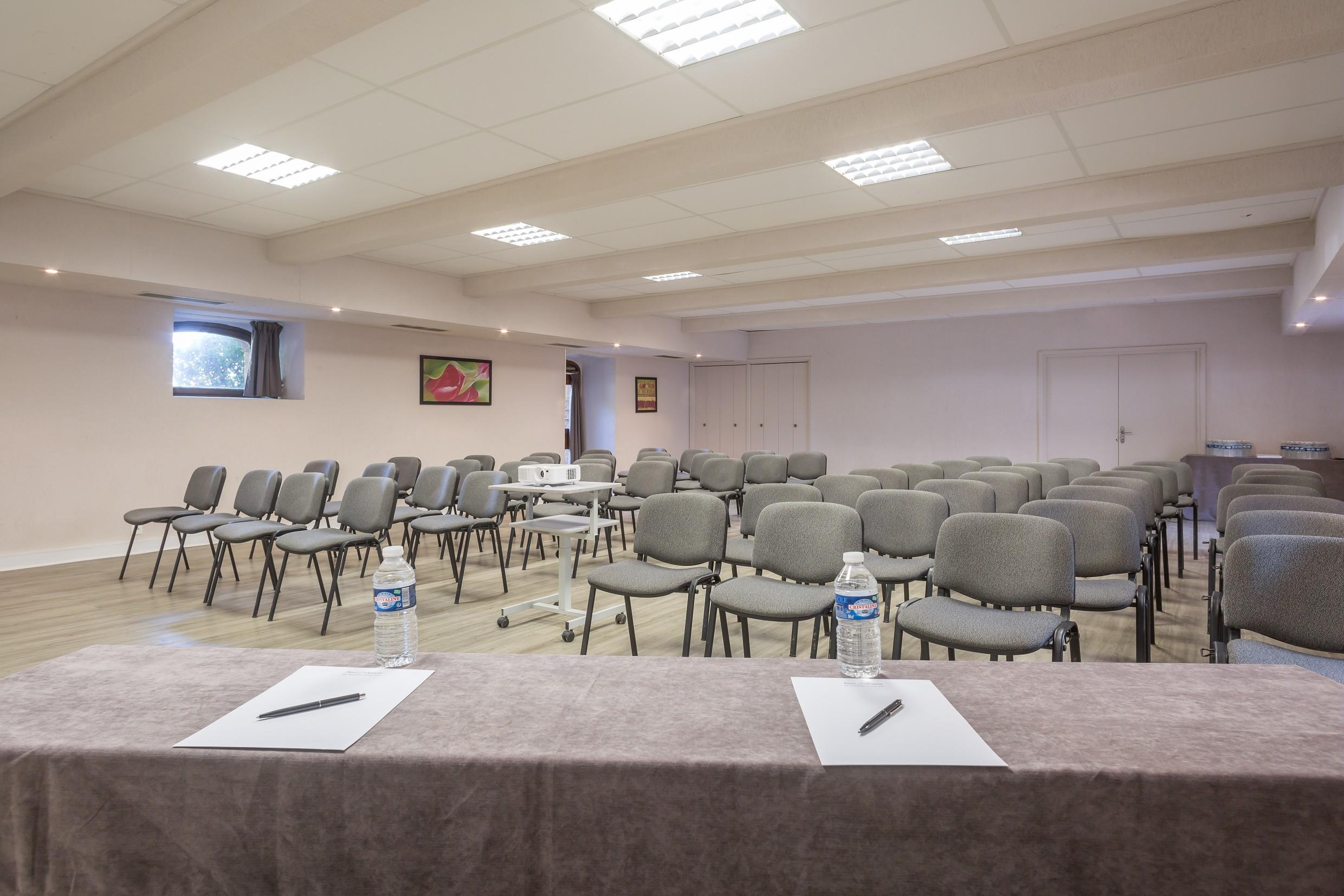 Sowell Hotels Ardeche 格罗斯皮埃雷斯 外观 照片