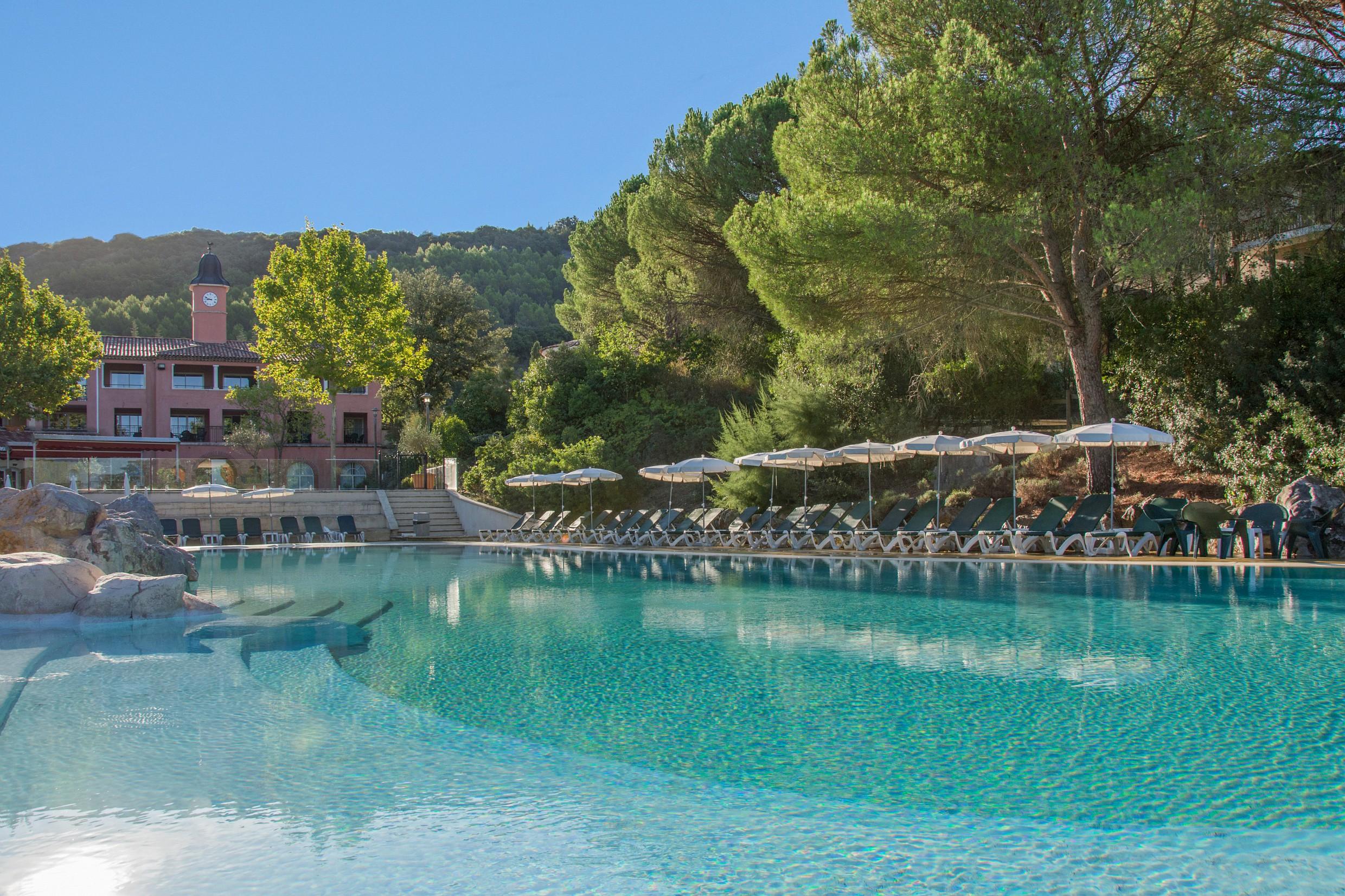Sowell Hotels Ardeche 格罗斯皮埃雷斯 外观 照片